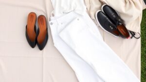 Jakie buty nosić do białych spodni? Sprawdź inspiracje modowe!
